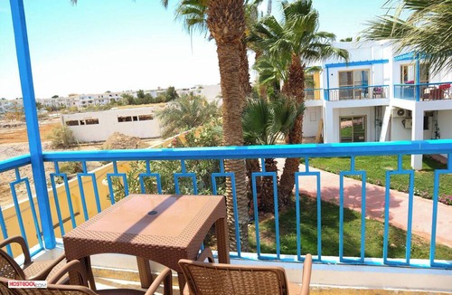 Village Road Apartment | Hostgool Beach Chalets Mirage Bay Resort & aqua park