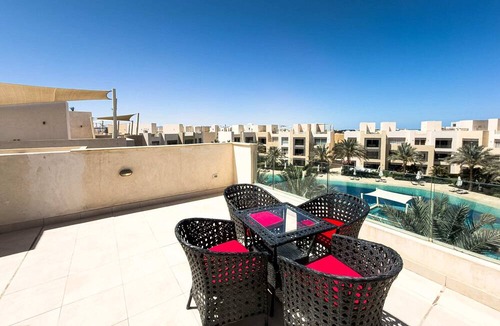 El Gouna Apartment | Xuru Stays I Modish & Magnific 2bdr @ Mangroovy Pool & Beach Access