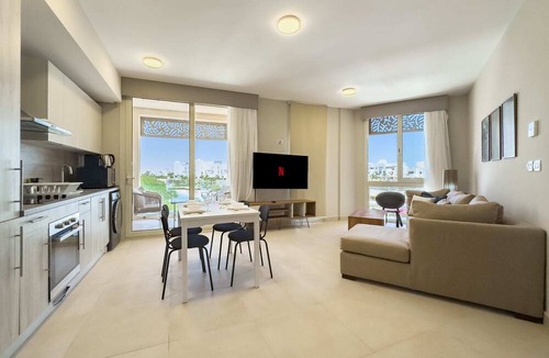 El Gouna Apartment | Xuru Stays I Modish & Magnific 2bdr @ Mangroovy Pool & Beach Access
