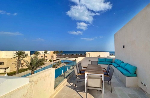 El Gouna Apartment | Xuru Stays I Homestyle 3BR Penthouse Pool & Beach View