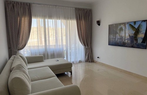 Sahl Hasheeh Apartment | Charming 2-bedroom apartment with WiFi and AC in Sahl Hasheesh