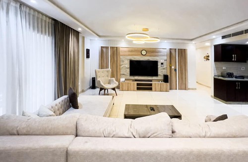 Heliopolis Apartment | Xuru Stays I Ocean Blue - 5 Min to Airoprt