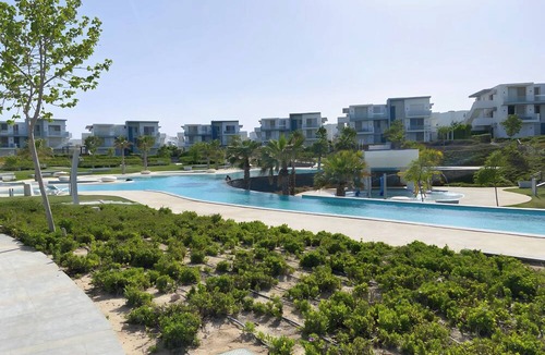 Alexandria - Mediterranean Coast Ski Chalet | Elegant 4-Bedroom Beachfront Chalet with WiFi & AC in Beautiful Fouka Bay