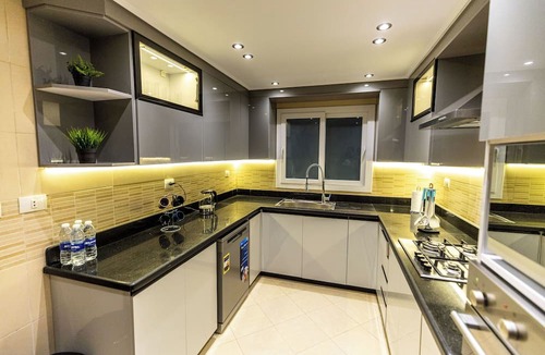 Heliopolis Apartment | Luxurious Family 5BR Pool View Near Airport!