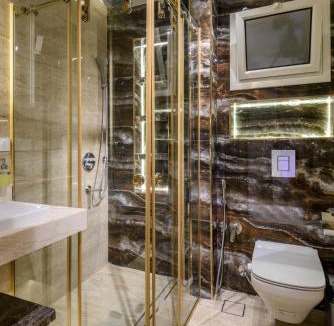 Al Duqqi Apartment | Zahir 302