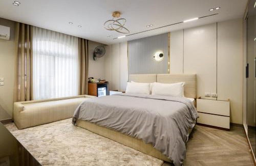 Al Duqqi Apartment | Zahir 302
