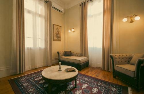 Abdin Apartment | Luxury French Colonial Boutique 3 Bedrooms Apartment in Downtown