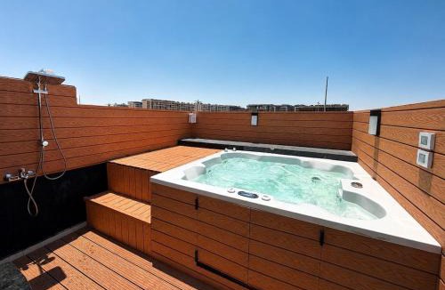 Unorganized in Al Qahirah Villa | Big Family stays, Private Jacuzzi, Sleeps 10, Pool