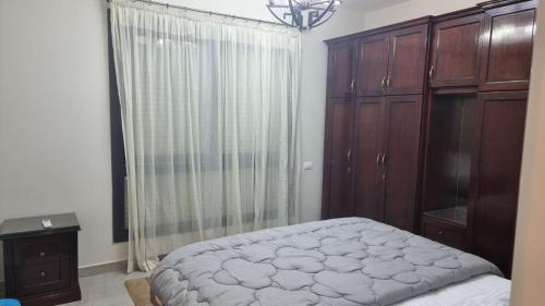Ad-Dab'ah Apartment | Elegant Stay Pool & Sea View at June Ras El Hekma