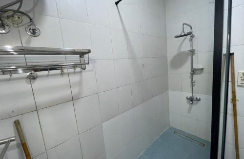 Al Mamsha El Seyahi Apartment | desert pearl three bedrooms