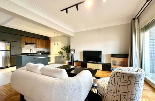 Gezira Apartment | LUX Nile View Zamalek Loft