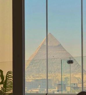 Al Haram Hotel | Eyes of horus pyramids view