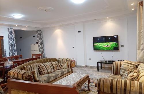 Al-Basatin Apartment | Maadi family home