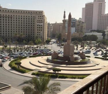 Qasr an-Nil Hotel | Cairo Lotus Hotel Thrir Sq
