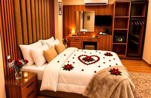Al Haram Hotel | Mirage pyramids view inn