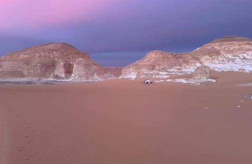 Qasr al Farafirah Other | White desert camp