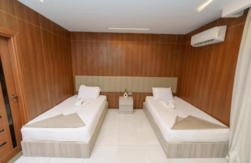 Qasr an-Nil Hotel | Royal Home Residence