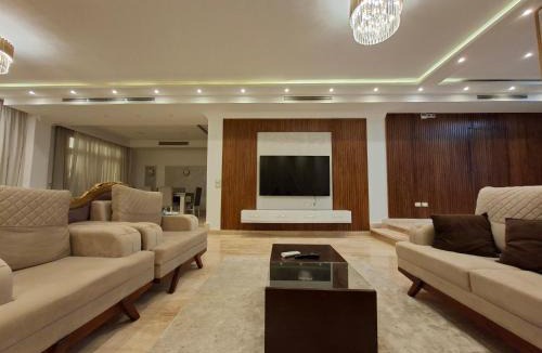 New Cairo Villa | فيلا مفروشة بالكامل للإيجار الشهري كمباوند أكاسيا القاهرة الجديدة