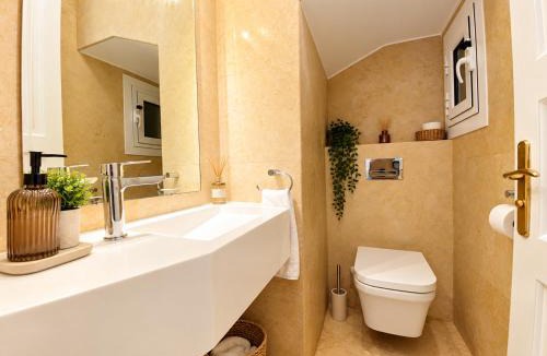 El Gouna Apartment | Stylish Townhouse, Pool, Rooftop, South Marina El Gouna