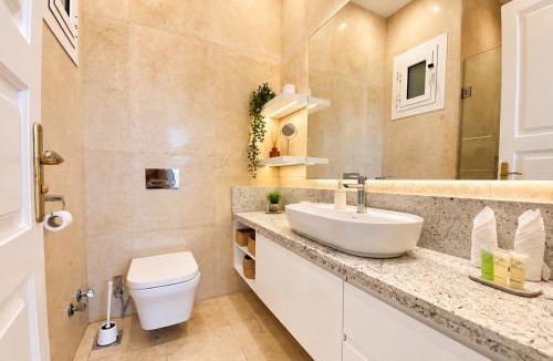 El Gouna Apartment | Stylish Townhouse, Pool, Rooftop, South Marina El Gouna