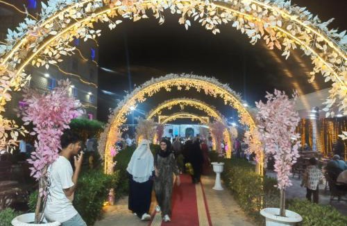 Sinnuris Hotel | Friday Hotel