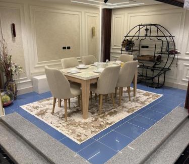 Shubra al Khaymah Apartment | Have a stay with your family in this stylish place
