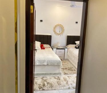 Luxor Apartment | Tot house