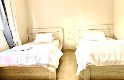 Ad-Dab'ah Ski Chalet | Lavista Bay Luxury Sea View 3BR Ground Chalet & Garden