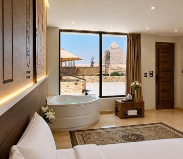 Giza Hotel | Villa Hathor pyramids view