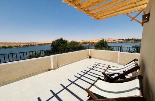 Abu Simbel House | Golden Sun House I