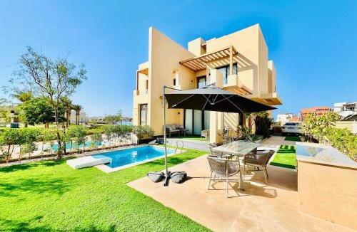 Makadi Bay Villa | Luxury Resort Villa with Private Pool Oasis