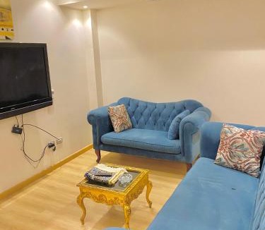 Agouza Apartment | Urban Home