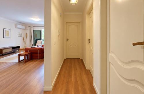 Al Duqqi Apartment | Stylish Studio in the Heart of Dokki