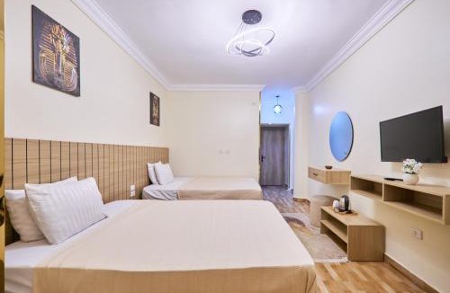 Giza Hotel | La Venue Pyramids View Hotel