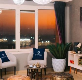 Maadi Apartment | The Traveler's Nile Retreat-Work, Heal & Wake to Pyramids