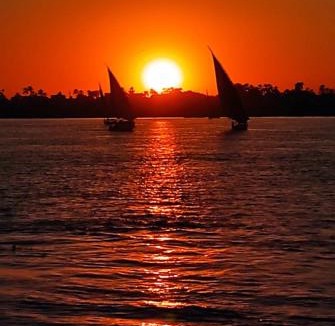 Nile River Luxor Boat Rental | Floka Smile