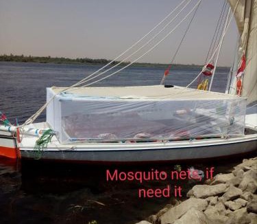 Nile River Luxor Boat Rental | Floka Smile
