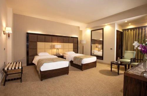 Al Duqqi Hotel | El Mohandseen Cairo Hotel