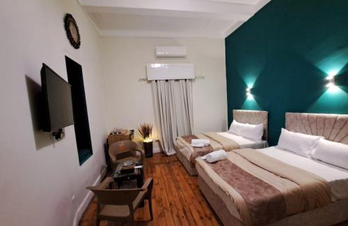 Qasr an-Nil Hotel | Cairo Center