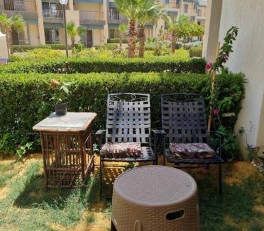 Zafarana Apartment | شاليه غرفتين ارضي بجنينه على البسين مباشرة وفيو بحر بقرية كورنادو مارينا السخنة للعائلات فقط او جروب بنات