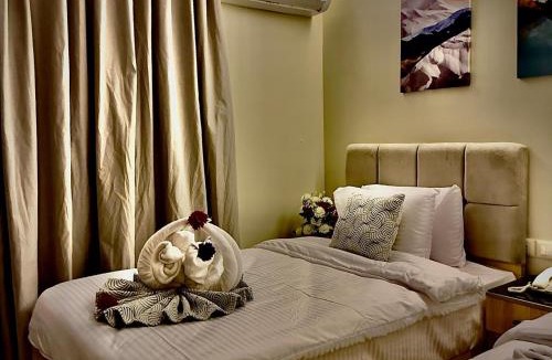 Kafrat al Jabal Apartment | Riyana pyramids in