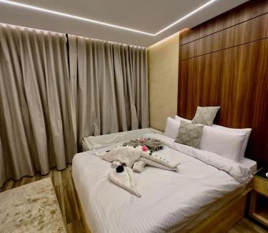 Kafrat al Jabal Apartment | Riyana pyramids in