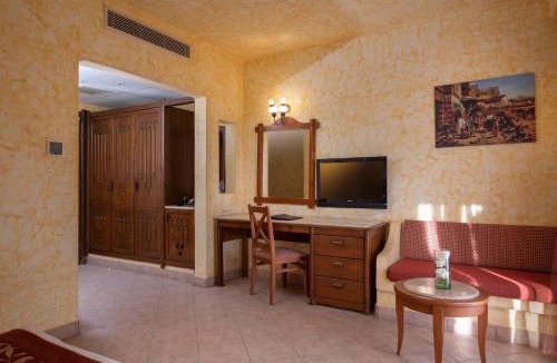 Sharm El Sheikh Resort | Charmillion Sea Life Resort