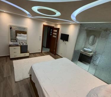 Ash-Sharq Apartment | برج زيزينيا