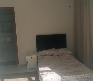 Al-Basatin Apartment | Zahrat One Katameya شقة لكم بالكامل ثلاث غرف و جنينة و مطبخ واثنان حمام كمبوند وان قطامية معمار المرشدي