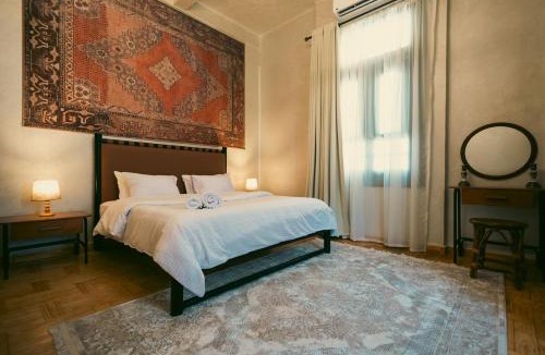 Abdin Apartment | Luxe High Ceiling 2 Bedroom Apartment in Close to Nile & Egyptian Museum