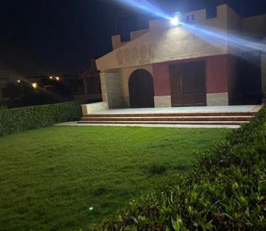Al-Hammam Ski Chalet | See view Chalet 3 bedrooms Doaa elsmaa north cost stand alone 1 Ac 2 fans for family only