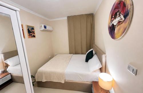 Cairo Apartment | Cozy 1BR Apartment with GardenView