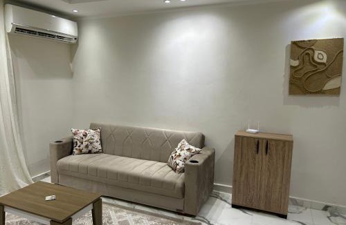 Al Mamsha El Seyahi Apartment | Pool View Apartment Near Airport & Beach