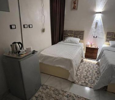 Kafrat al Jabal Hotel | Youssef Pyrameds View INN